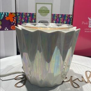 Partylite Cream Ceramic Wax Warmer